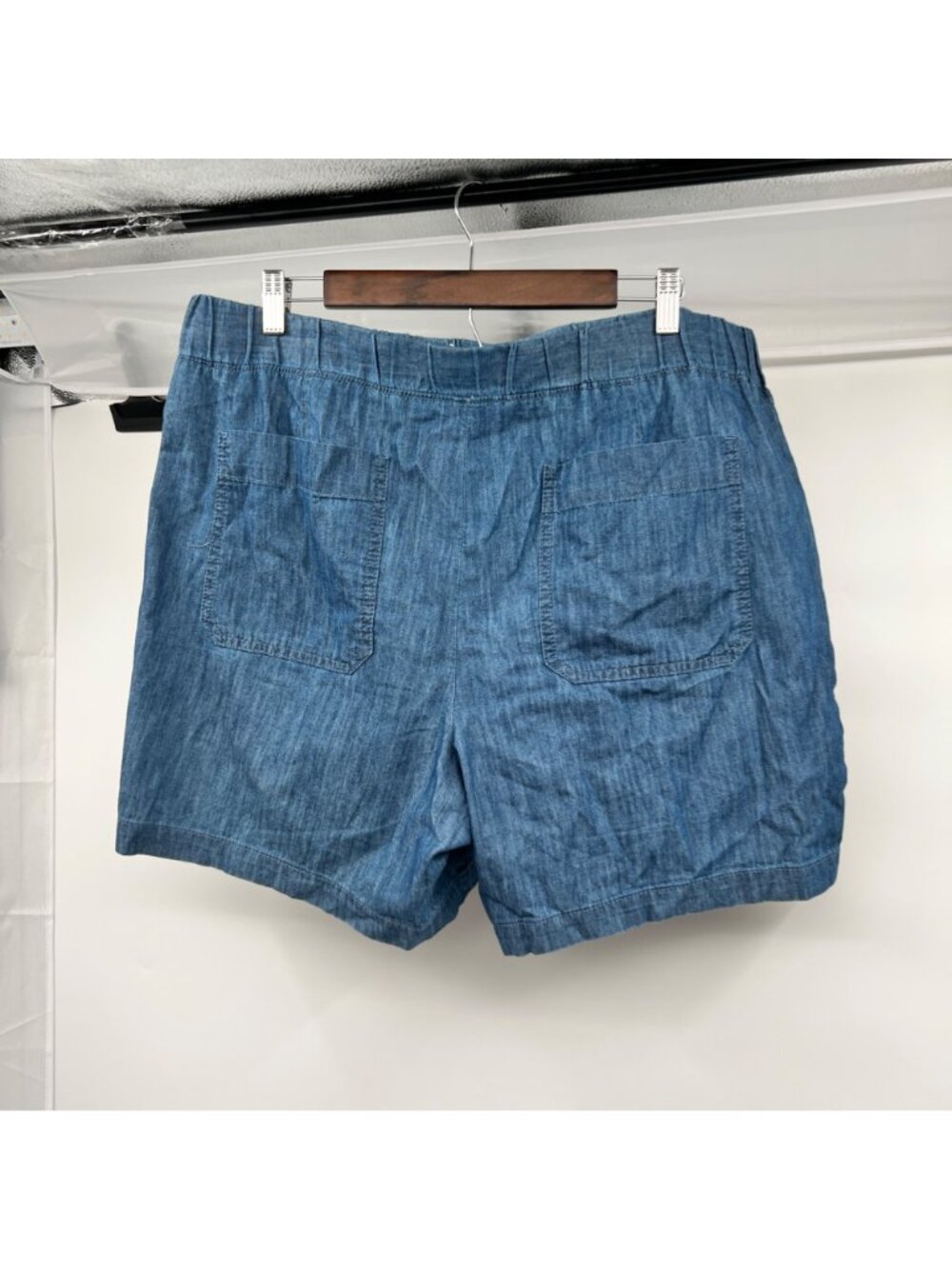 Talbots Womens Chambray Blue Shorts Pull On Size XL Pockets - Picture 5 of 7